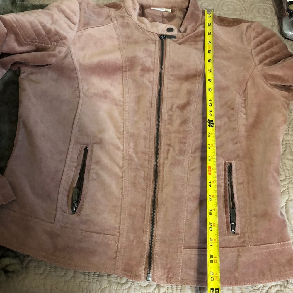 Dress barn Westport 1962 Blush Velour Jacket! - Picture 13 of 14
